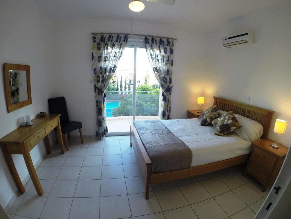 Hesperides Gardens Villa Paphos Exterior foto